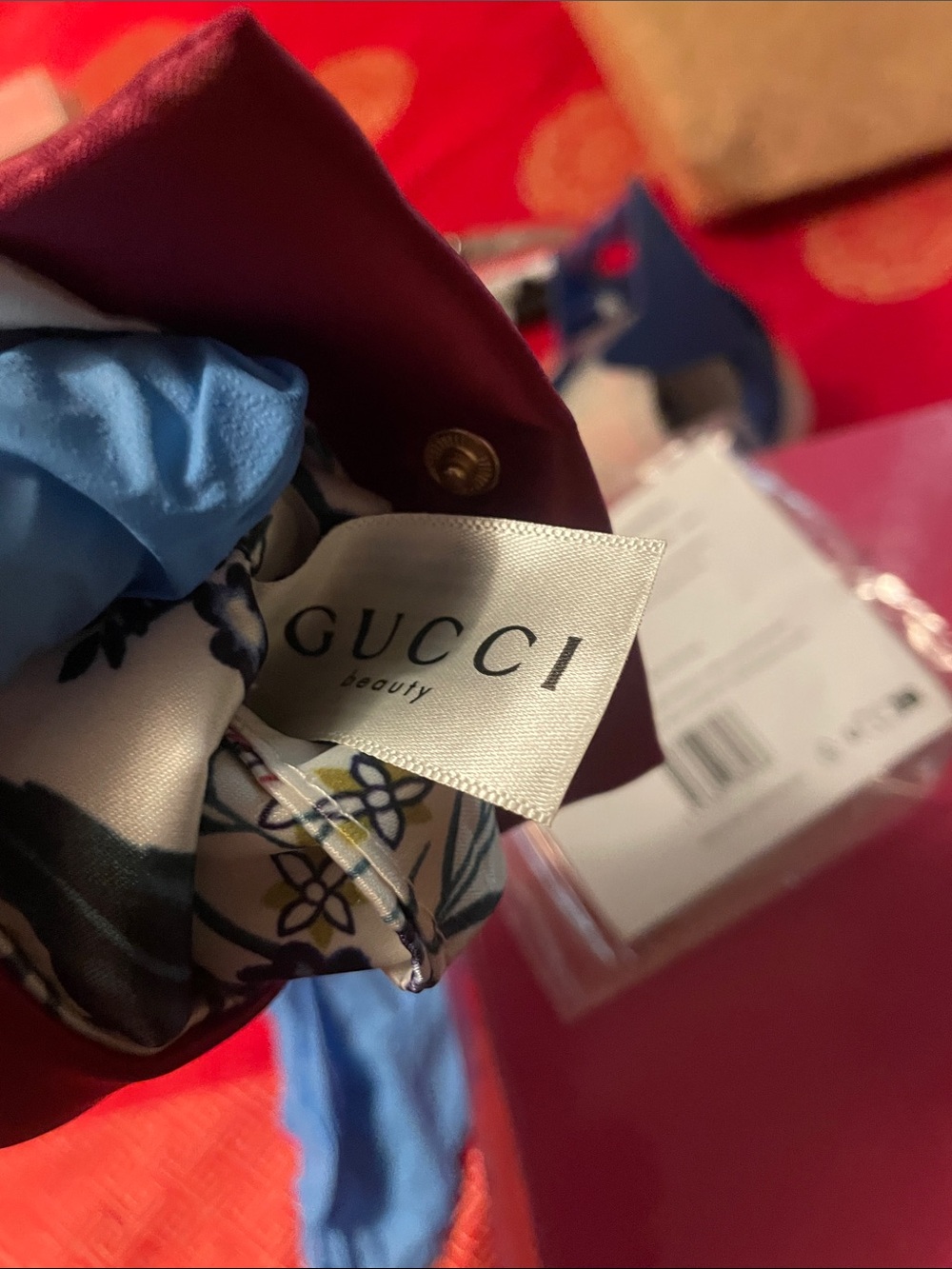 Gucci Floral Compact Mirror in White, Pink, Blue and Green - Picture 9 of 17